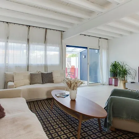 Holiday home Calypso Beautiful House In Quiet Area Close To Center